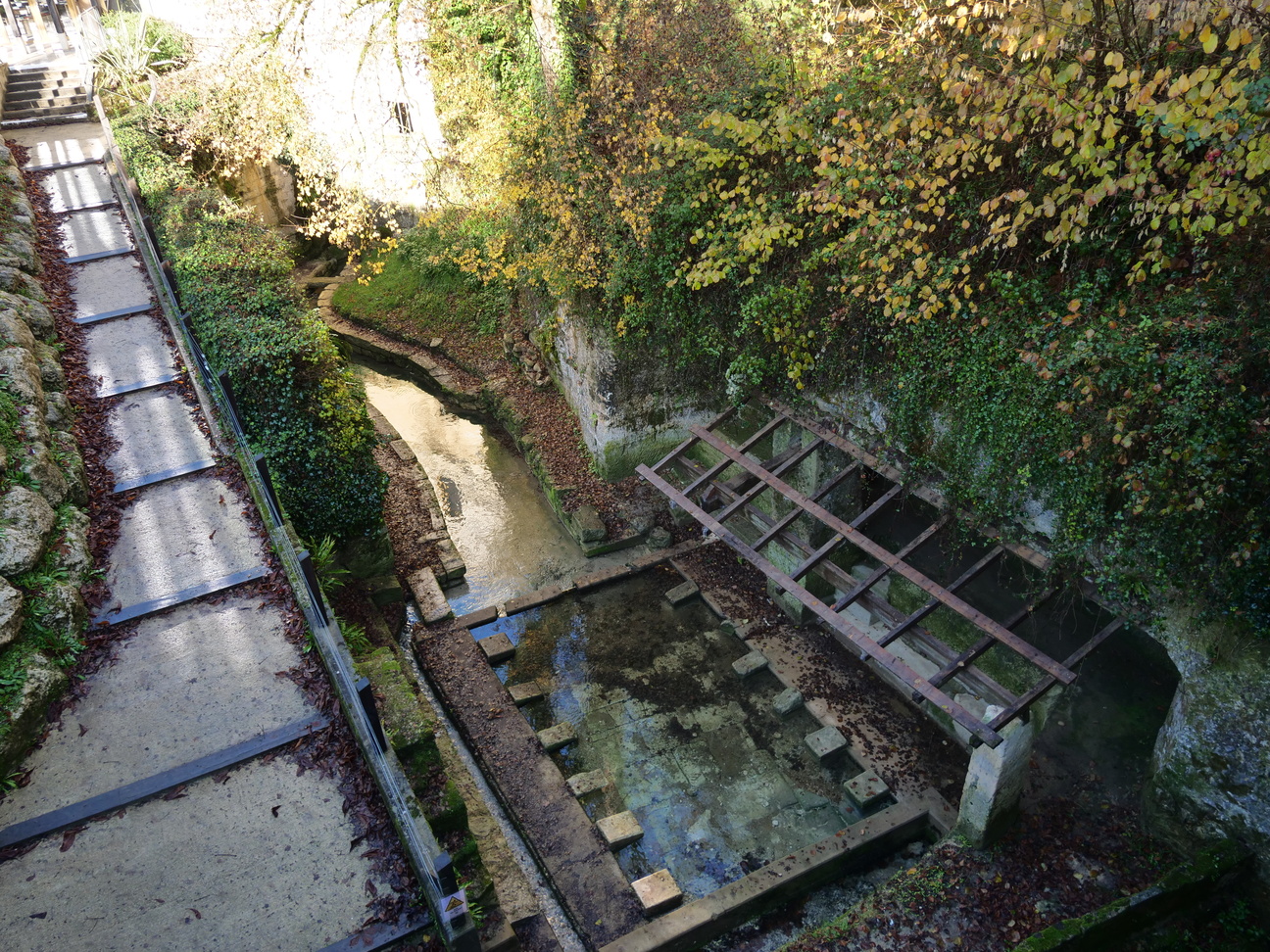 Accueil 3 12 25 maisonaqueducsagglosaintes88784